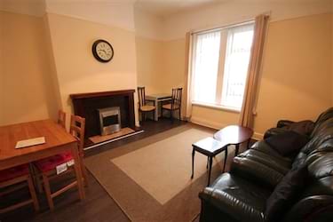 4 bed flat, Heaton Road, Newcastle Upon Tyne, Newcastle, NE6 5HE